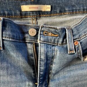 Levi’s Boyfriend Jeans